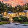 Palmetto by Avantstay Gorgeous Character Home w/ Pool, Sun Room & Pool