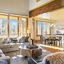 Telemark A by Avantstay Ski In/ Ski Out at the Heart of Mountain Villa