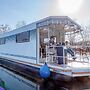 Amazing Ship/boat in Hennigsdorf With 1 Bedrooms