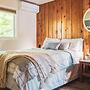 Barefoot Villas Room 2 Owl
