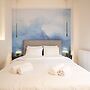 IO SUITES