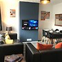 Modern 3-bed House With Parking Bamber Bridge, Preston