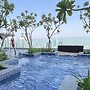 LUX The Paramount Sea View Suite