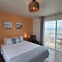 La Plage Motel
