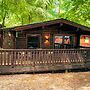 Leafy Hollow Lodge