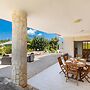 3081 Villa Il Tulipano Verde by Barbarhouse