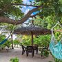 Clouds Beach Retreat Laamu