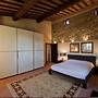 Room in B&B - L' Agriturismo Sottototno Located in the Heart of Tuscan