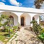 2961 Villa Poesia by Barbarhouse