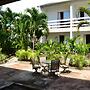 Bonanza Apartments