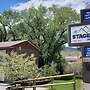 Stagecoach Inn & Suites