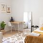 2ndhomes Bright & Spacious City Studio