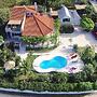 Villa Belezza With Pool, Split - Kastel Gomilica