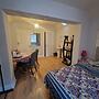 Studio/lickey Hills/near Attractions/garden/petok
