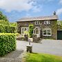 Hilltop At Hawkshead Hill
