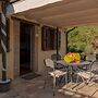 Olive Branch Apt In Farmhouse With Pool