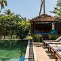 Refurbished Family Village House With Private Pool