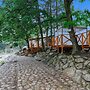 Riverside Glamping Nuts