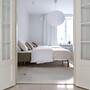 Spacious central apartment with sauna