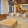 Sunshine City View Villa 6BR wth a private Heated Pool