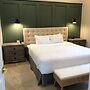 Hyatt Place Newark - Main Street