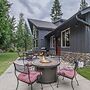 Slice Of Heaven 3 Bedroom Home by NW Comfy Cabins by RedAwning