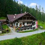 Quaint Alpine hut in the Stubaital With Sauna