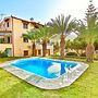 Villa Karteros with private pool