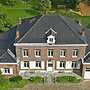 Luxury Holiday Home in Vloesberg With Sauna and hot tub