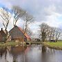 Beautiful Farmhouse With a Hottub