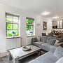 Beautiful Apartment in Sint Maartensbrug