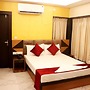 Goroomgo Royal View Digha