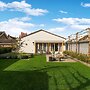 Holiday Home in Kaatsheuvel With hot tub