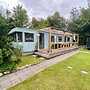 Lovely Chalet in De Pol With Garden