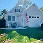 Family Retreat At York Beach - Y609 Lovely Home Just Minutes From Long