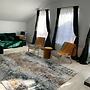 Spacious 3 Bed Apartment Cluj Floresti Near Vivo