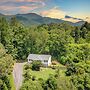 Penny by Avantstay Weaverville Home w/ Mtn Views