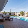 4BR Sleeps 8 Heated Pool Yard Games Bbq!
