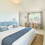 Silver Sands Motel & Beach Bungalows