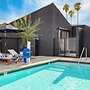 Blackhaus B : 4 Bedroom Suite by Avantstay 4-rooms