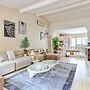 Sleek Flat Close to Osmanbey Metro Station