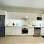 Beautiful Luxury 2-bed Apartment in Pereybere