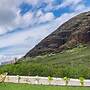 Alaula by Avantstay Gated Security Home w Valley, Ocean Views!