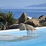 Paraga Scorpios Villa 2 7mins Walk to Beach by Calypso Sunset Villas
