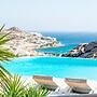 Paraga Scorpios Villa1 hot tub 7 Mins Walk to Beach by Calypso Sunset 