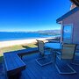 Sky Lake Splendor 5 Bedroom Condo by RedAwning
