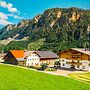 Lovely Apartment on a Farm in Radstadt