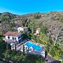 Casa Vacanze a Sassetta con Giardino