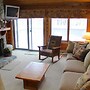 Seven Springs Sunridge 2 Bedroom Standard Condo - Mountain Views, Pet 