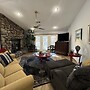 Forest view, log-sided two bedroom, two bath condo on Lake Ouachita. b